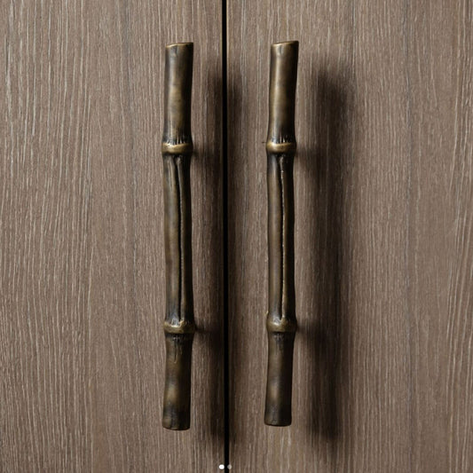Bamboo Medium Pull Installed