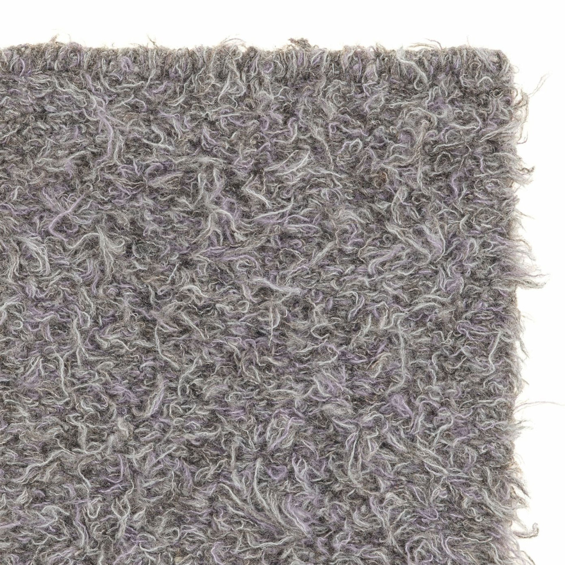 Erbe rug style in dove grey colored woven shag weave