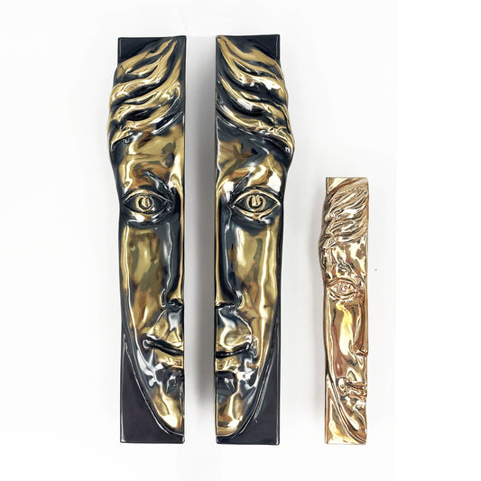 Decorative He Pulls Shaped like half a face. XX-Large size compared to the Medium size