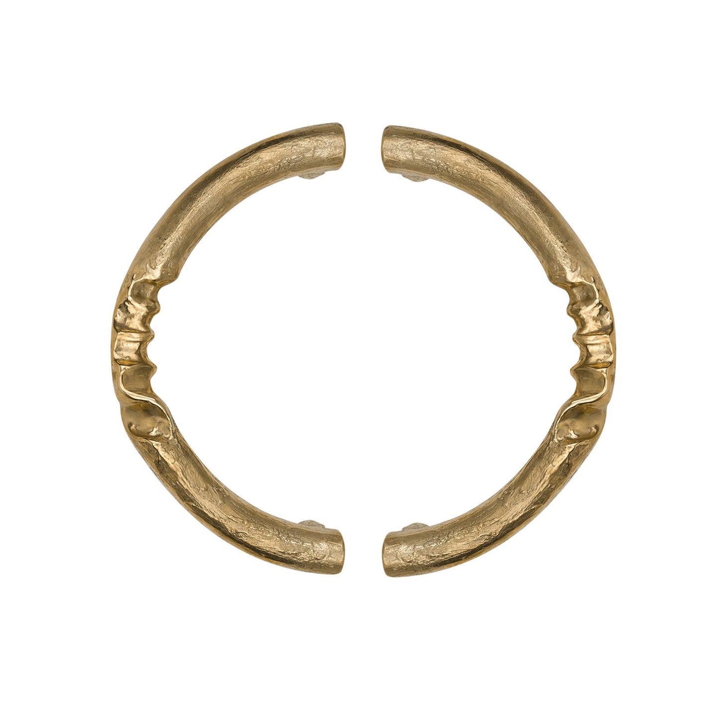 Both sides of hand grap pull handle with the impression of a hand grip inset in the center of each