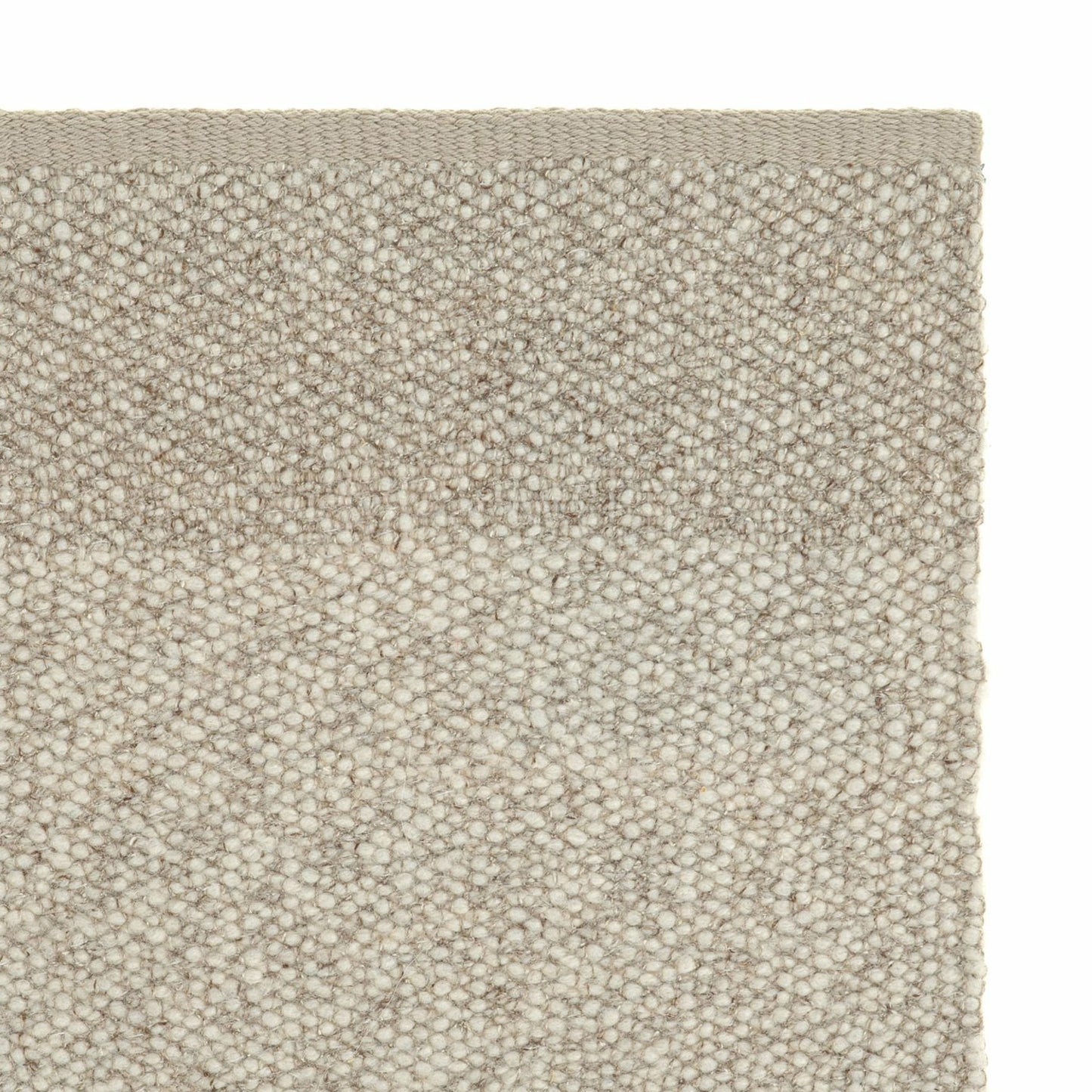 Pura rug style in pale breige and greige colored twisted flat weave