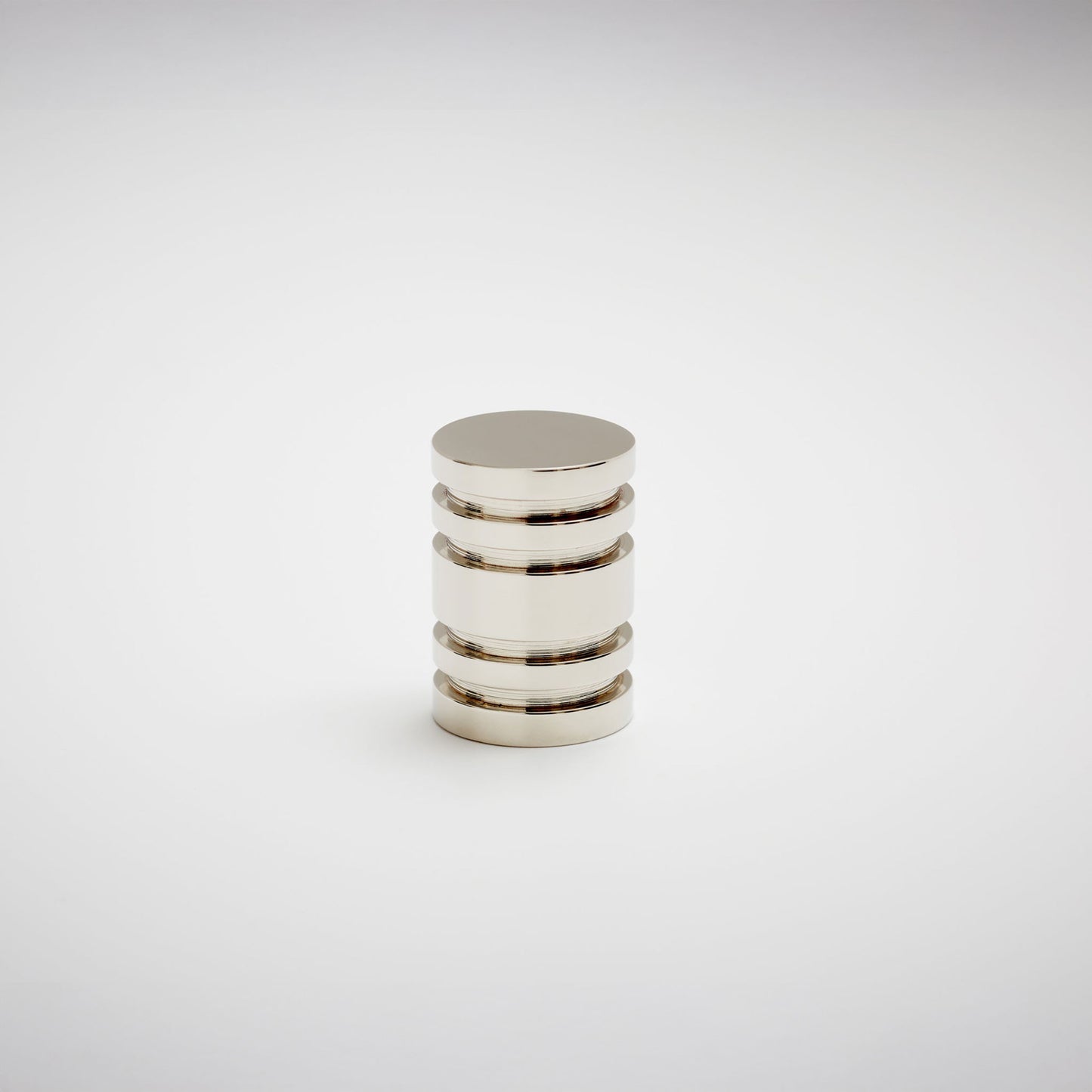 Reveal-01 | Knob